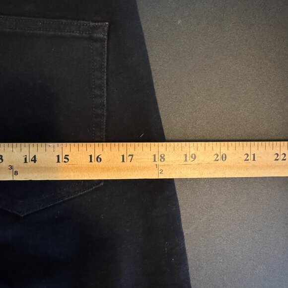 NWT Everlane Mid-Rise Skinny Black Jeans, Size 30R - Picture 8 of 8